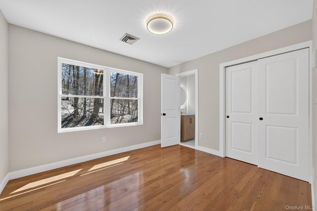 111 Cedar Avenue, New Windsor, NY 12553
