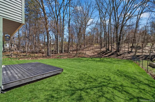 111 Cedar Avenue, New Windsor, NY 12553