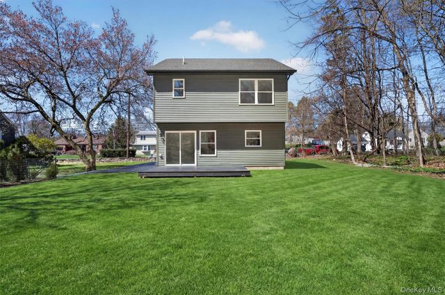 111 Cedar Avenue, New Windsor, NY 12553