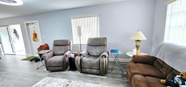 10126 S 44th Terrace S, Boynton Beach, FL 33436