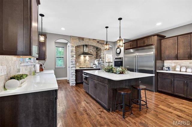 7105 Castle Cliff Court, St Charles, MO 63304