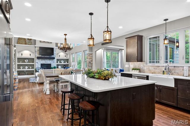7105 Castle Cliff Court, St Charles, MO 63304