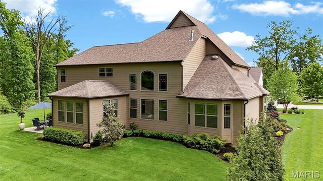 7105 Castle Cliff Court, St Charles, MO 63304