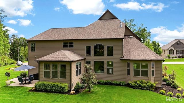 7105 Castle Cliff Court, St Charles, MO 63304