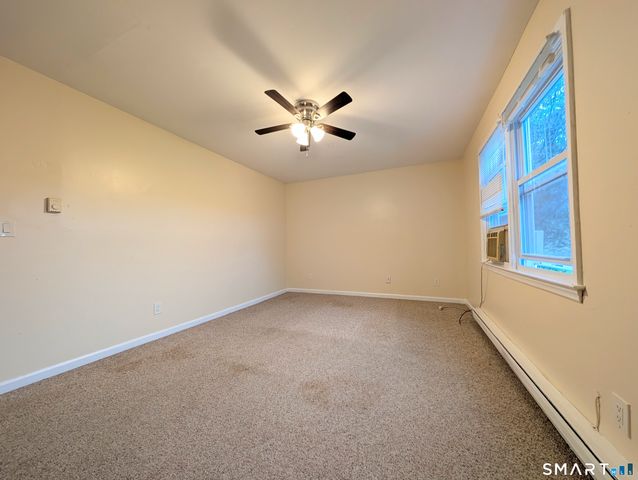 2 Irving Place B, Danbury, CT 06810