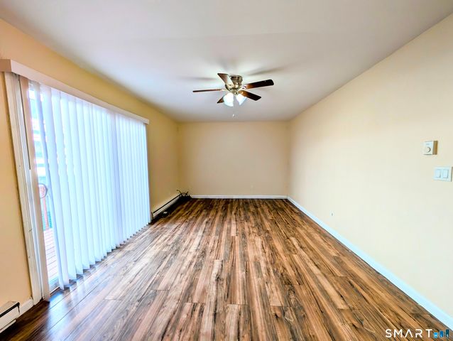 2 Irving Place B, Danbury, CT 06810