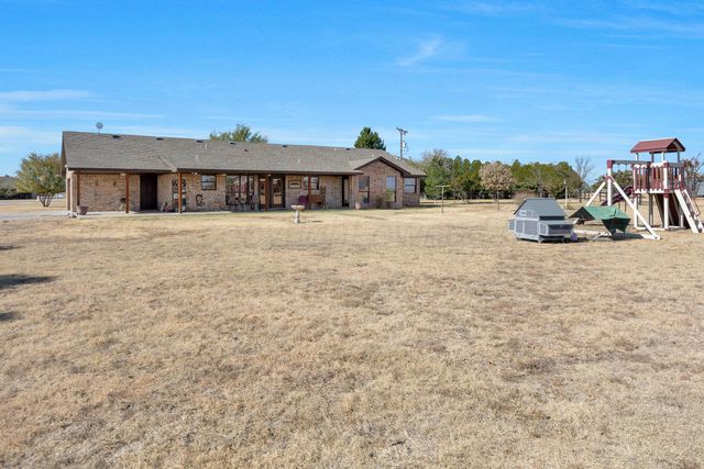 9300 PLANTATION Drive, Canyon, TX 79015