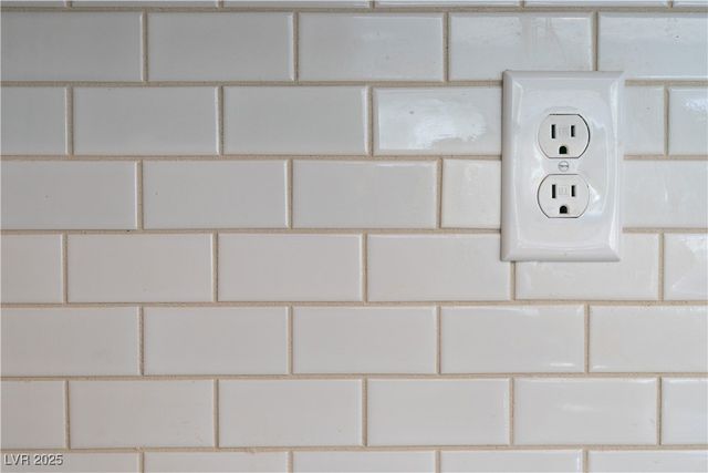 10983 Cambridge Lakes Avenue, Las Vegas, NV 89166