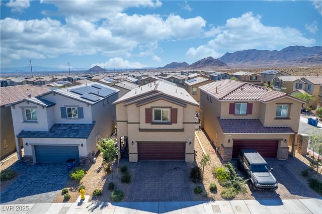 10983 Cambridge Lakes Avenue, Las Vegas, NV 89166