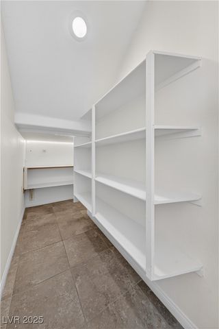 10983 Cambridge Lakes Avenue, Las Vegas, NV 89166