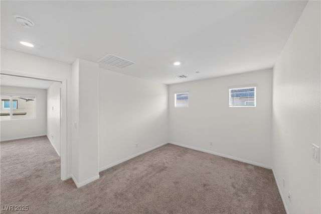 10983 Cambridge Lakes Avenue, Las Vegas, NV 89166