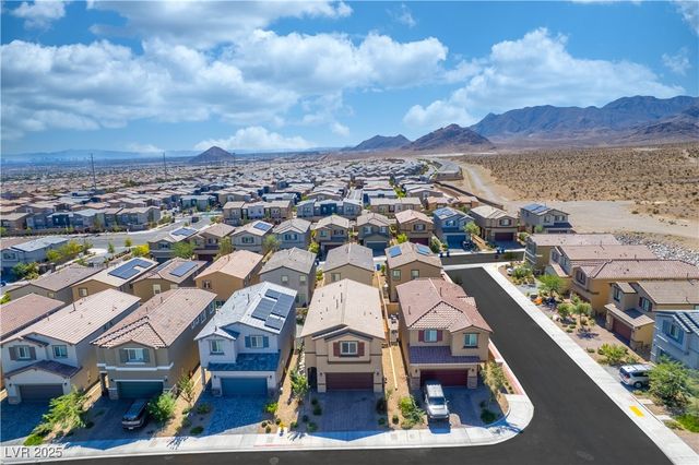 10983 Cambridge Lakes Avenue, Las Vegas, NV 89166