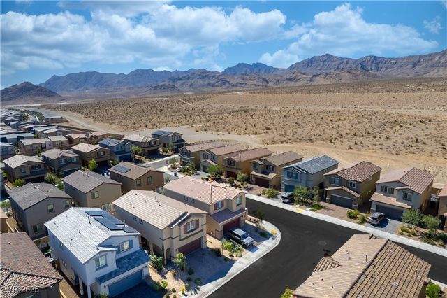 10983 Cambridge Lakes Avenue, Las Vegas, NV 89166