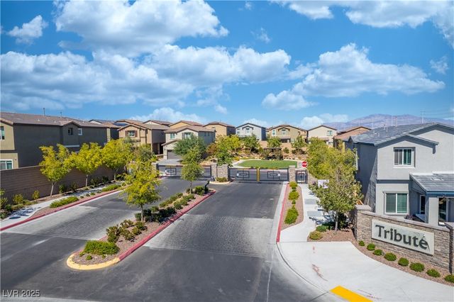 10983 Cambridge Lakes Avenue, Las Vegas, NV 89166