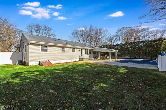 535 Roosevelt Ave, River Vale Twp., NJ 07675