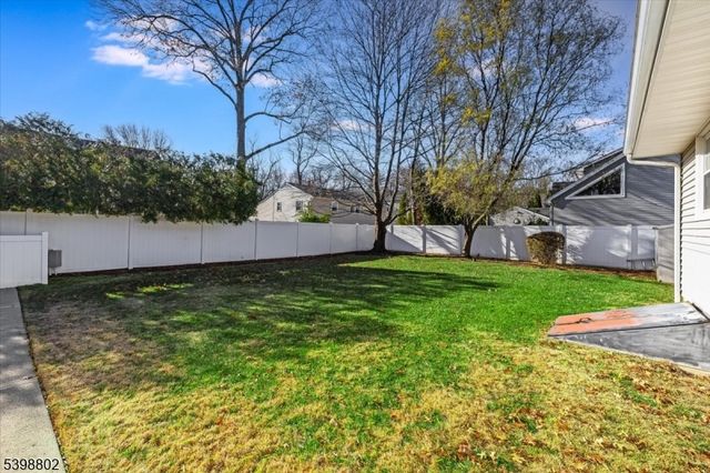 535 Roosevelt Ave, River Vale Twp., NJ 07675