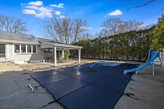 535 Roosevelt Ave, River Vale Twp., NJ 07675