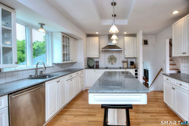 324 Ridge Road, Orange, CT 06477