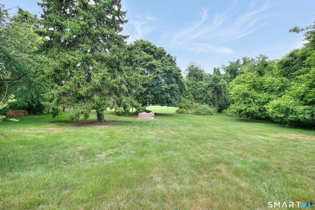 324 Ridge Road, Orange, CT 06477