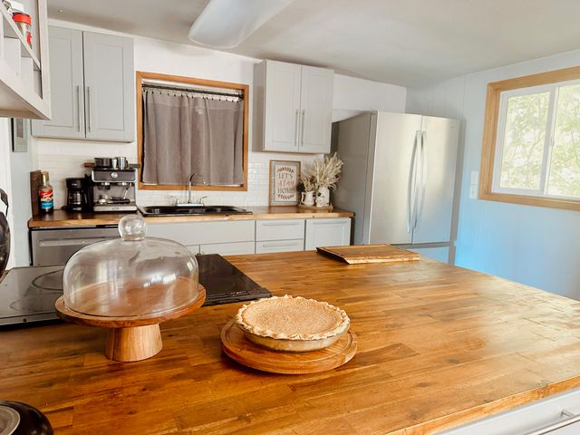 33228 Malheur Street, Sprague River, OR 97639