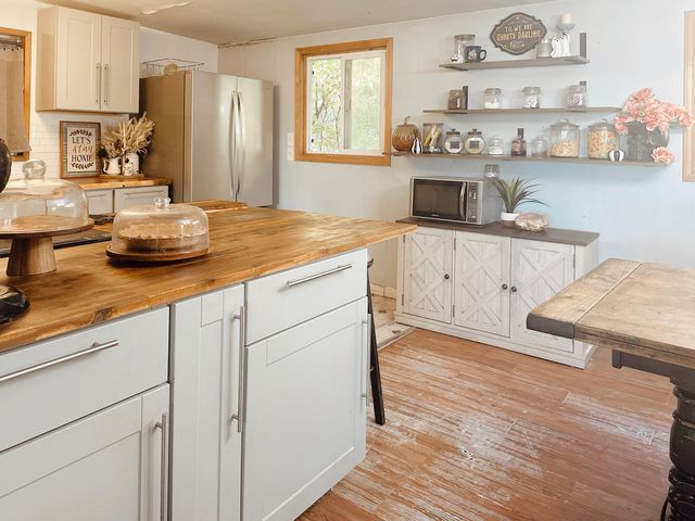 33228 Malheur Street, Sprague River, OR 97639