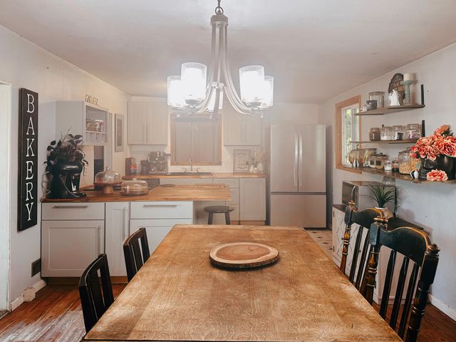 33228 Malheur Street, Sprague River, OR 97639