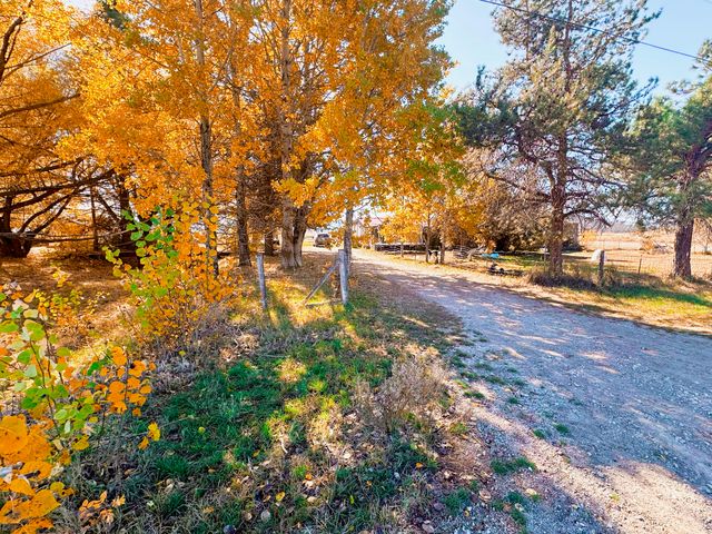 33228 Malheur Street, Sprague River, OR 97639