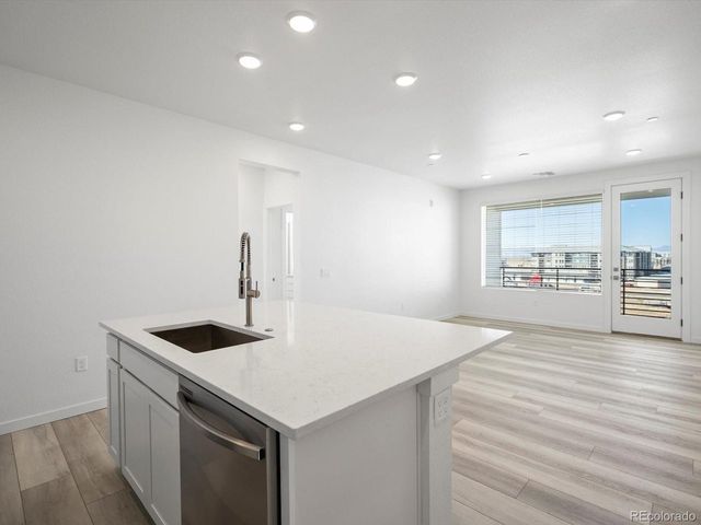 6153 N Ceylon St 3-307, Denver, CO 80249