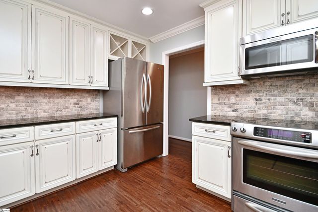 2 Stone Meadow Road, Greenville, SC 29615