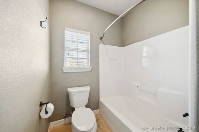 2501 Forest Ridge Parkway, Claremore, OK 74017