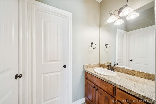 2501 Forest Ridge Parkway, Claremore, OK 74017