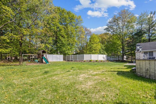 10 Elyise Road, Monsey, NY 10952