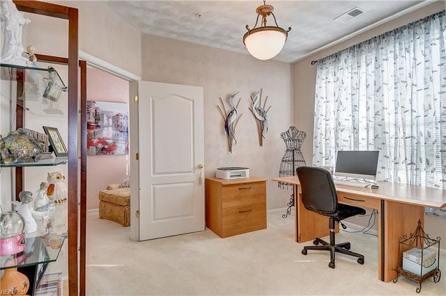 2817 Majestic Oak CT, Virginia Beach, VA 23456