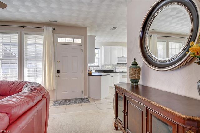 2817 Majestic Oak CT, Virginia Beach, VA 23456