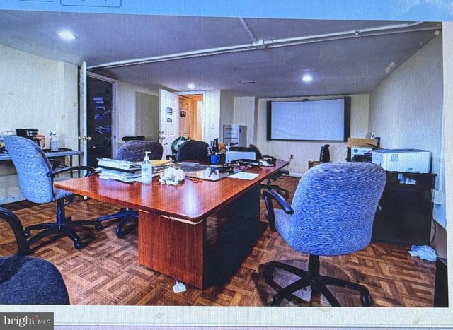 3001 EARL PLACE, Washington, DC 20018