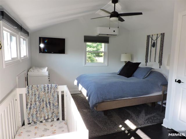 350 Monroe Avenue, Wyckoff, NJ 07481