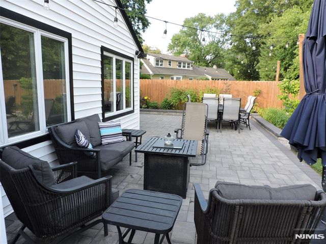 350 Monroe Avenue, Wyckoff, NJ 07481