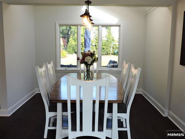 350 Monroe Avenue, Wyckoff, NJ 07481