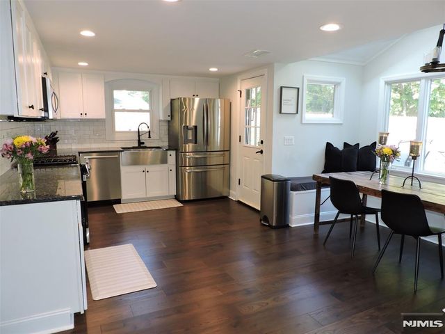 350 Monroe Avenue, Wyckoff, NJ 07481