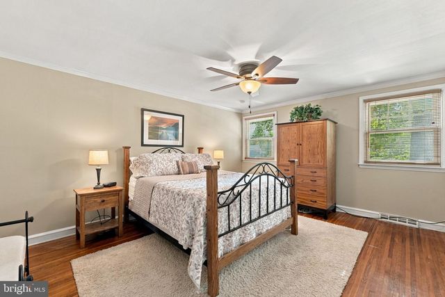 4 MELODY LN, Cherry Hill, NJ 08002