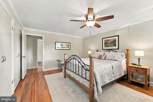 4 MELODY LN, Cherry Hill, NJ 08002