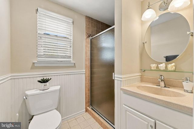 4 MELODY LN, Cherry Hill, NJ 08002