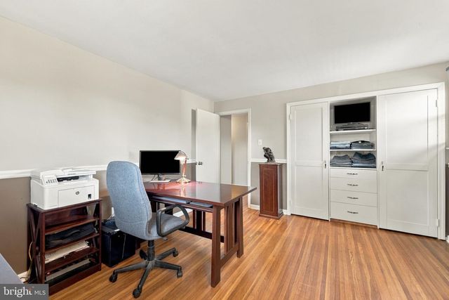 4 MELODY LN, Cherry Hill, NJ 08002
