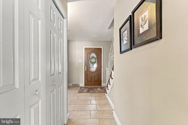 4 MELODY LN, Cherry Hill, NJ 08002