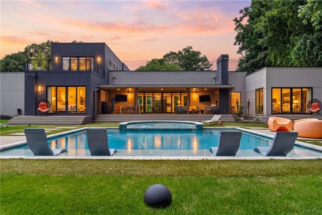 103 Melanie Lane, Woodstock, GA 30188