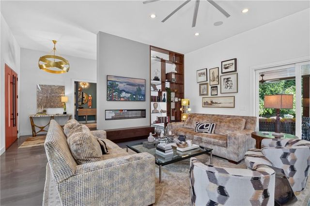 103 Melanie Lane, Woodstock, GA 30188