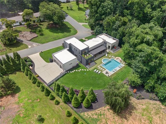 103 Melanie Lane, Woodstock, GA 30188