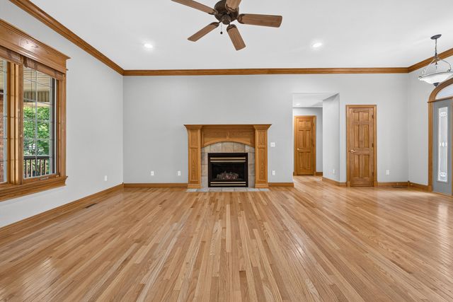 392 N Niangua Drive, Nixa, MO 65714
