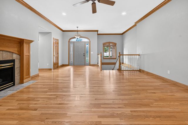 392 N Niangua Drive, Nixa, MO 65714