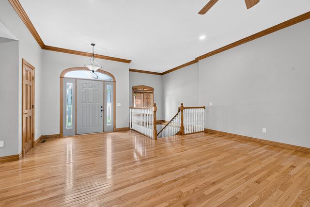 392 N Niangua Drive, Nixa, MO 65714